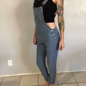 RARE Levi’s linen blend lightweight overalls